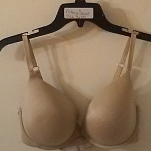 Victoria Secret Demi Uplift Bra